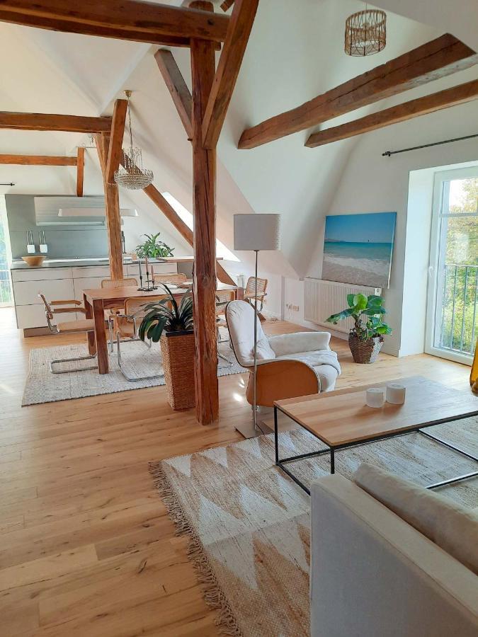 Luxurioeses Loft Mit Schoenem Blick Tremsbuettel Luaran gambar
